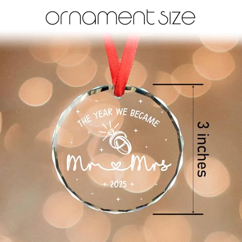 Wedding Gifts for Couples 2025, Mr and Mrs Gifts, The Year We Became Mr&Mrs Glass Ornament, Engagement Gift for Newlyweds, Bridal Shower Gift Keepsake, 1st Married Christmas Ornaments 2025