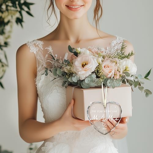 Wedding Gifts for Couples 2025, Bridal Shower Gifts for Bride, Mr and Mrs Gift, Wedding Gift for Newlyweds, Just Married Decorations, Crystal Glass Christmas Ornaments, Personalized Wed Ornament 2025