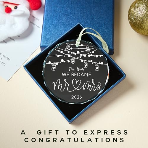 Wedding Gifts, Mr and Mrs Gifts Ornament 2025,Bridal Shower Gifts,Wedding Gifts for Couples 2025, Just Married Gift for Newlywed Couple, Bride,Crystal Glass Ornament Mr and Mrs Gifts
