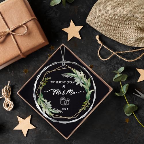 The Year We Became as Mr and Mrs Ornament 2024, Wedding Gifts for Couples Newlyweds 2024 Crystal Glass 3.1" with Gift Box, 1st Year Wedding Ornament Hanging Decoration for Newly Couples
