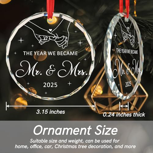 Wedding Gifts for Newlyweds The Year We Became Mr & Mrs 2025 Bridal Shower Gift for Bride Mr and Mrs Gifts for Couple Christmas Tree Decoration Glass Round Ornament