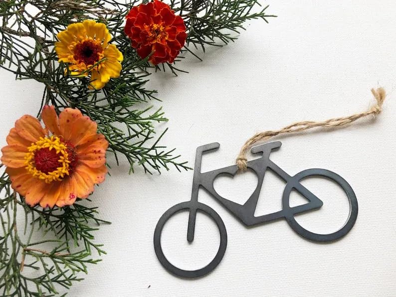 Christmas Bicycle Ornament, Bicycle Metal Christmas Ornament for Bike Lover, Minimalistic Bicycle Ornament, Bicycle Christmas Ornament, Sculptures Home Decor (1 Pcs)