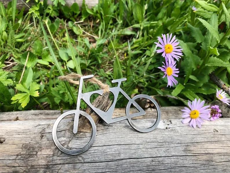 Christmas Bicycle Ornament, Bicycle Metal Christmas Ornament for Bike Lover, Minimalistic Bicycle Ornament, Bicycle Christmas Ornament, Sculptures Home Decor (1 Pcs)