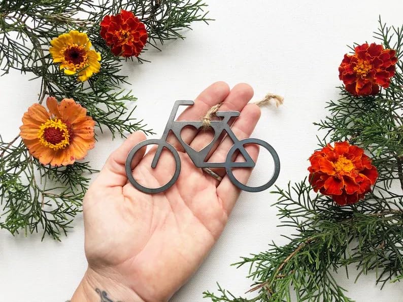 Christmas Bicycle Ornament, Bicycle Metal Christmas Ornament for Bike Lover, Minimalistic Bicycle Ornament, Bicycle Christmas Ornament, Sculptures Home Decor (1 Pcs)