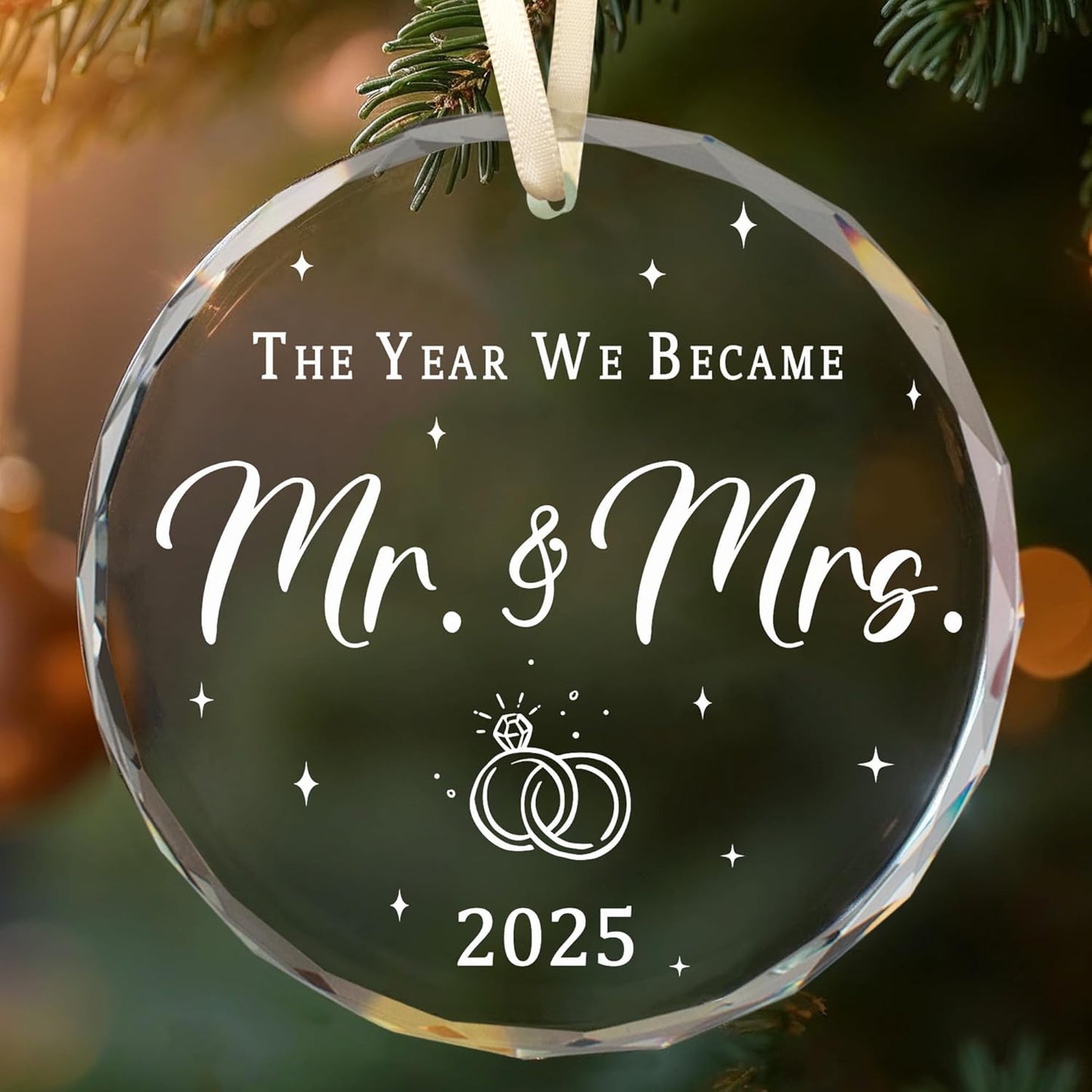 Wedding Gifts for Couples 2025, First Christmas Married Ornament, Wedding Gift for Newlyweds, Mr & Mrs Just Married Keepsake - Bridal Shower Gift for Bride, Newlywed Couple Gifts