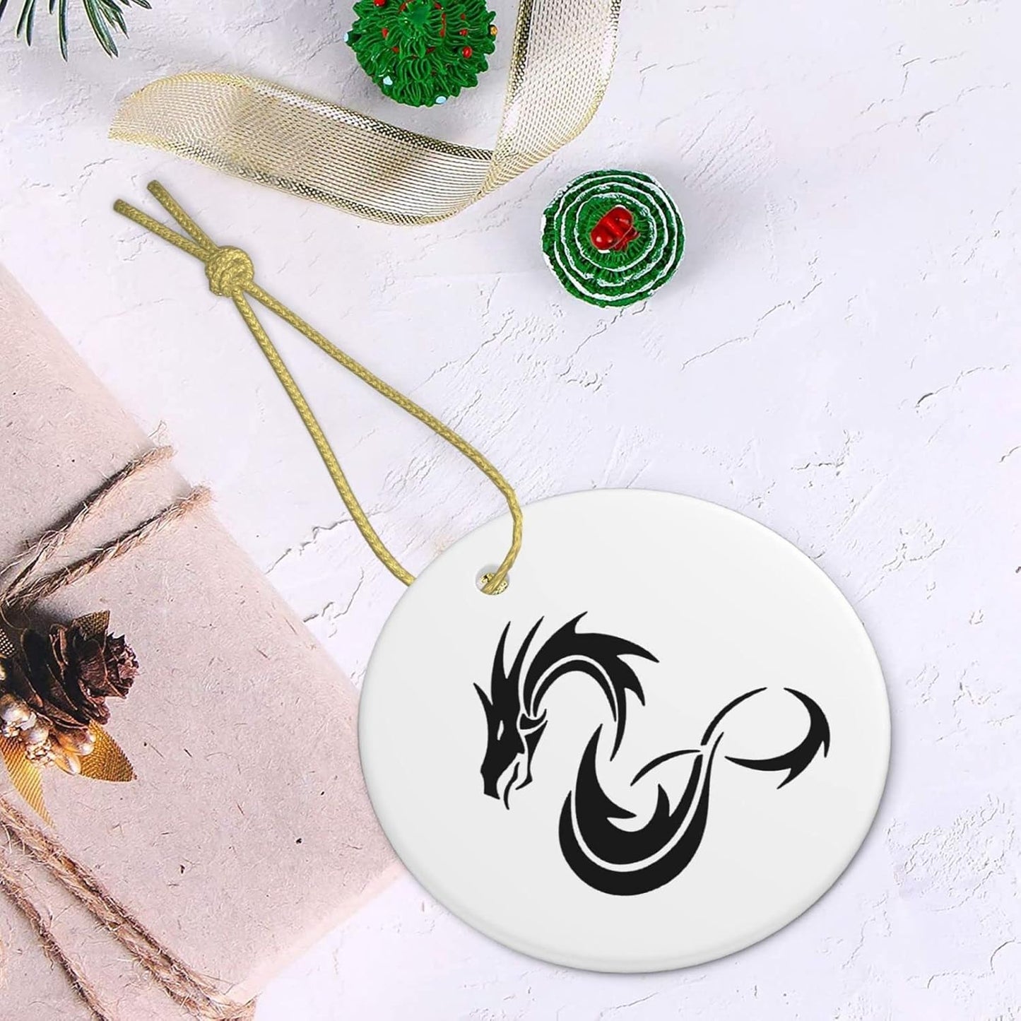 Black Dragon Christmas Ornament Round Ceramic Ornament Pendant Christmas Tree Ornament Hanging Ornament Souvenir Decoration Gift