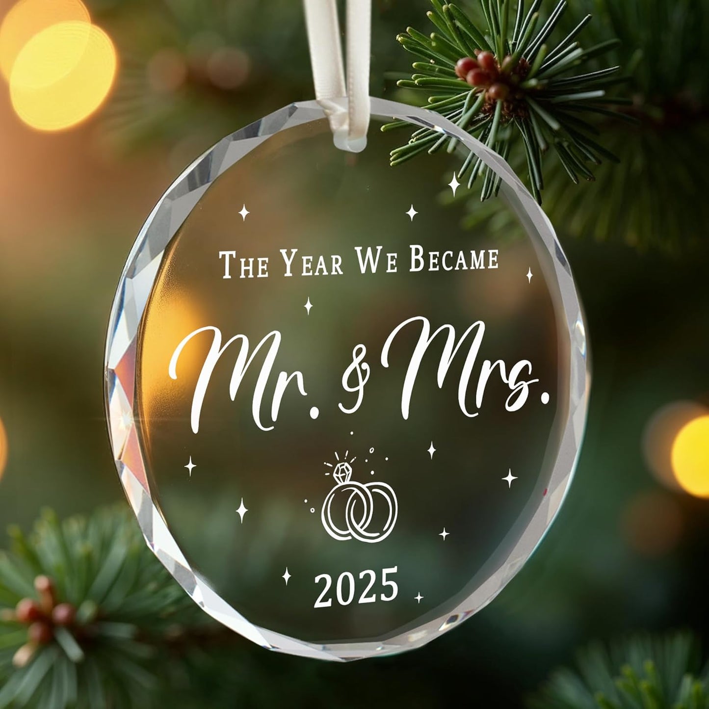 Wedding Gifts for Couples 2025, First Christmas Married Ornament, Wedding Gift for Newlyweds, Mr & Mrs Just Married Keepsake - Bridal Shower Gift for Bride, Newlywed Couple Gifts