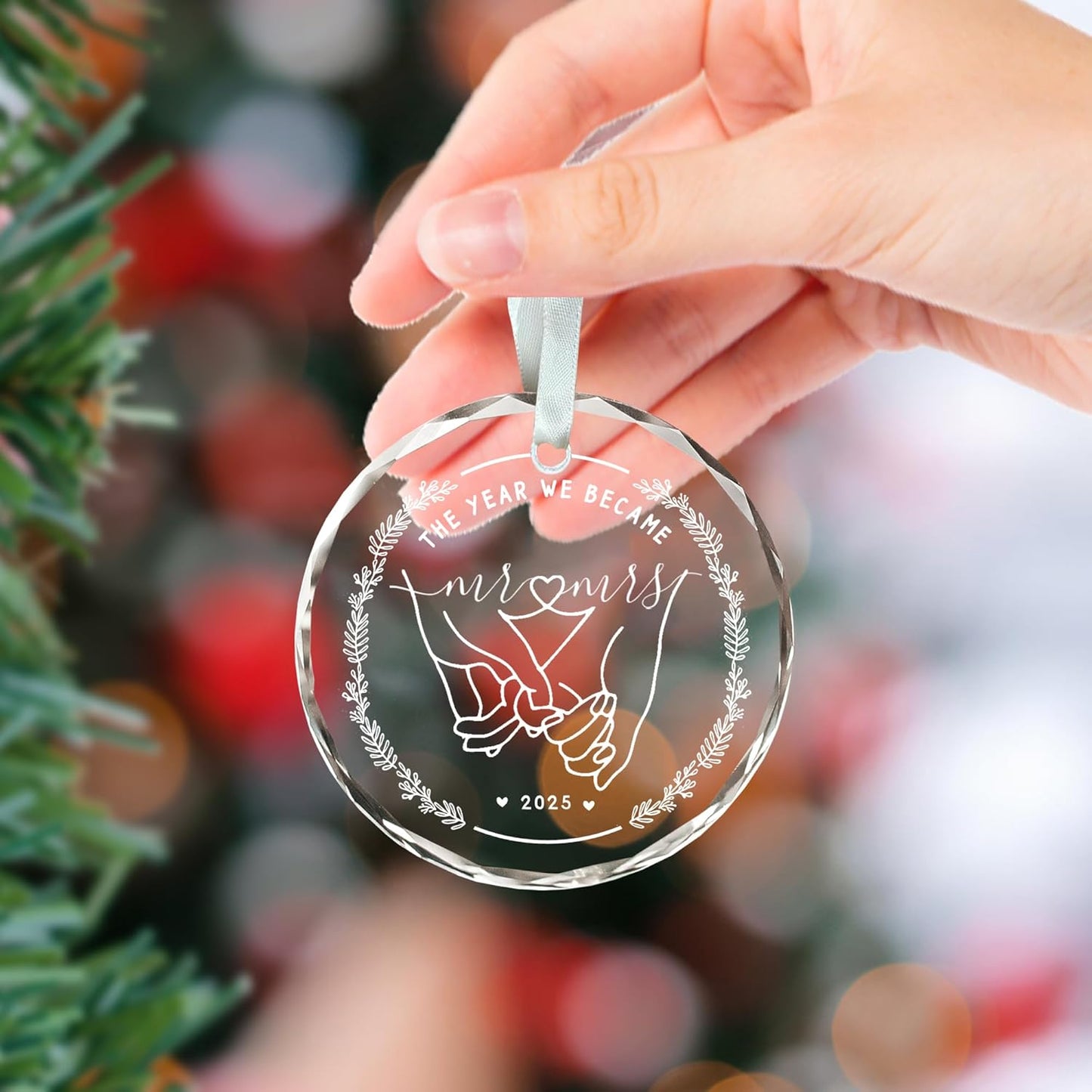 Wedding Ornament 2025, Wedding Gifts for Couples, Newlyweds Gifts First Christmas Married Ornament 2025, The Year We Became Mr and Mrs