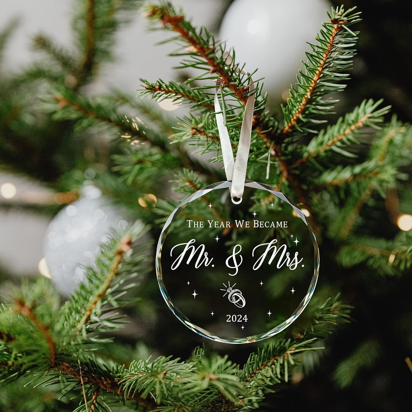 Wedding Gifts - Mr and Mrs Gifts - Wedding Gift Ideas for Couples 2024, Bride, Future Mr and Mrs - Bridal Shower Gift Ideas - 1st Married Christmas Glass Ornament