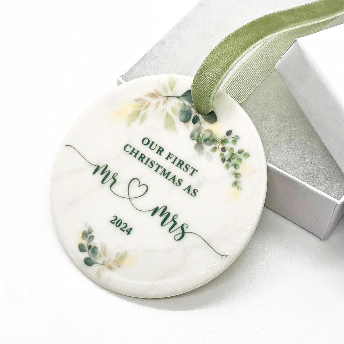 2024 First Christmas Married Ornament, Wedding Gifts for Couples, Wedding Bridal Shower Gifts for Bride to Be, Just Married 1st Xmas Newlywed - Mr and Mrs Christmas Ornaments