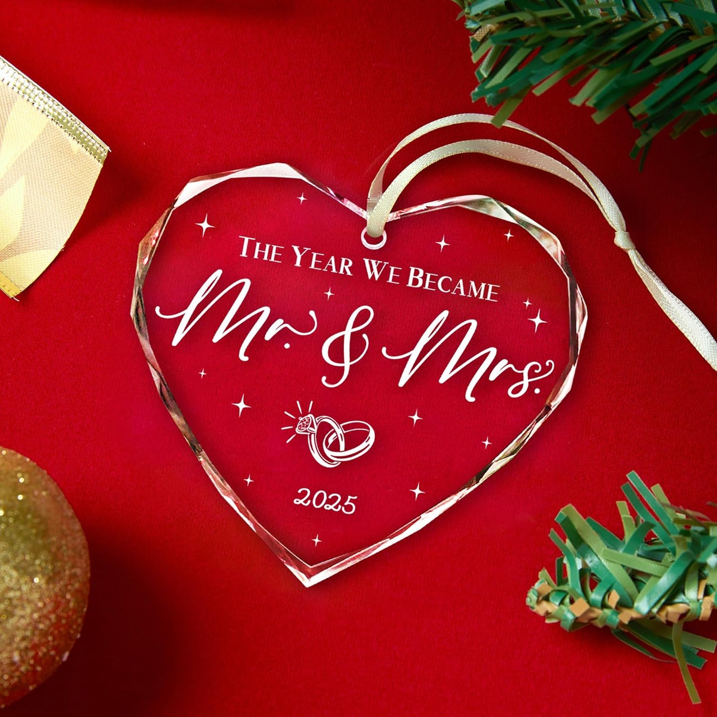 Wedding Gifts, Mr & Mrs Ornament 2025, Bridal Shower Gifts, Just Married Gift for Newlywed Couple, Bride, Crystal Glass Ornament