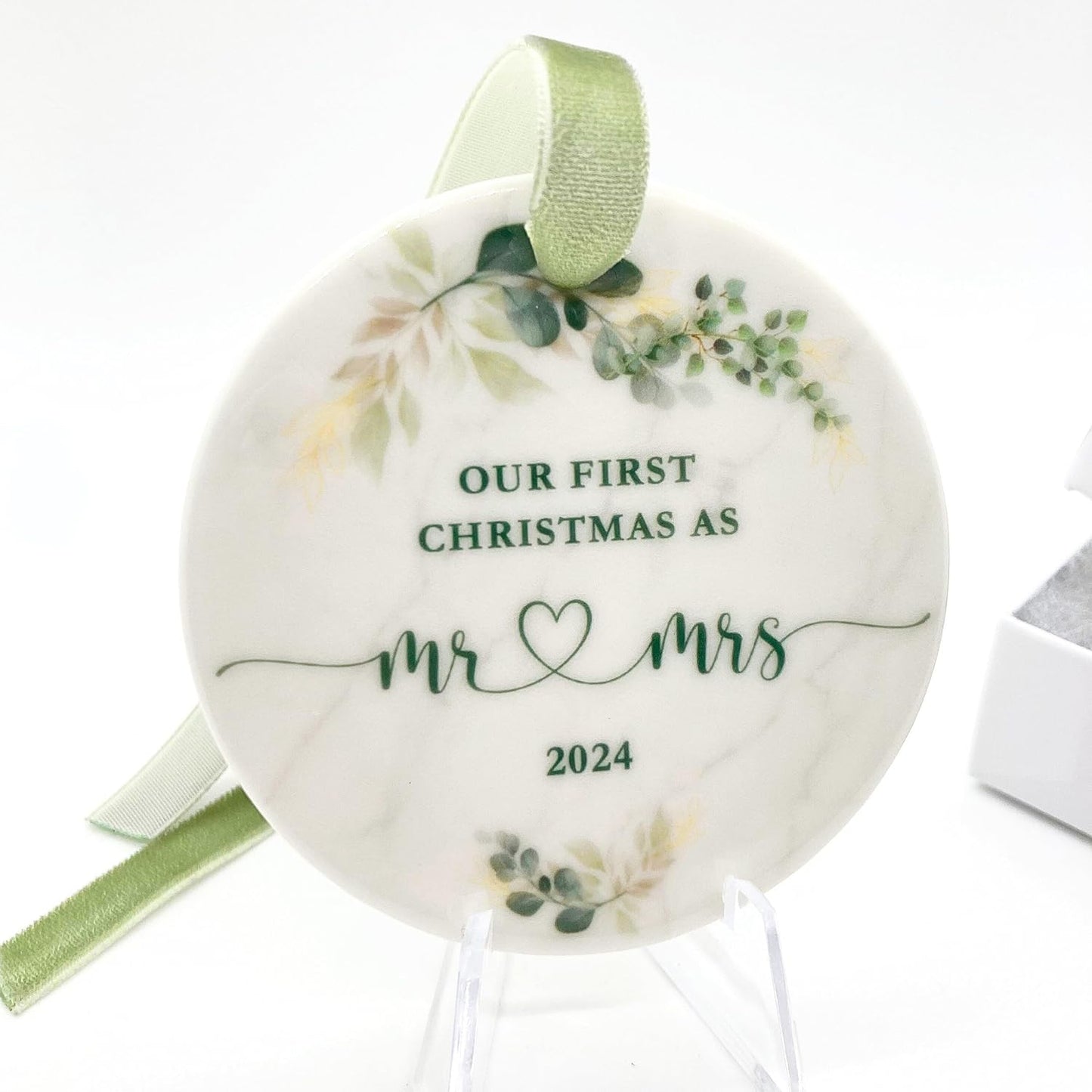 2024 First Christmas Married Ornament, Wedding Gifts for Couples, Wedding Bridal Shower Gifts for Bride to Be, Just Married 1st Xmas Newlywed - Mr and Mrs Christmas Ornaments