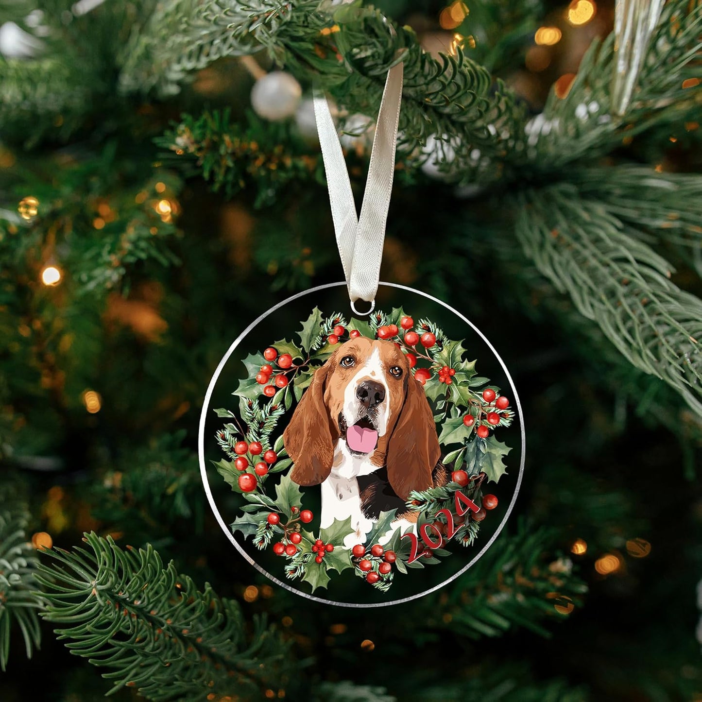 Basset Hound Ornament - Basset Hound Gifts for Women, Dog Gifts for Women, Men - Acrylic Christmas Ornament