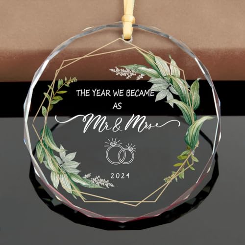 The Year We Became as Mr and Mrs Ornament 2024, Wedding Gifts for Couples Newlyweds 2024 Crystal Glass 3.1" with Gift Box, 1st Year Wedding Ornament Hanging Decoration for Newly Couples