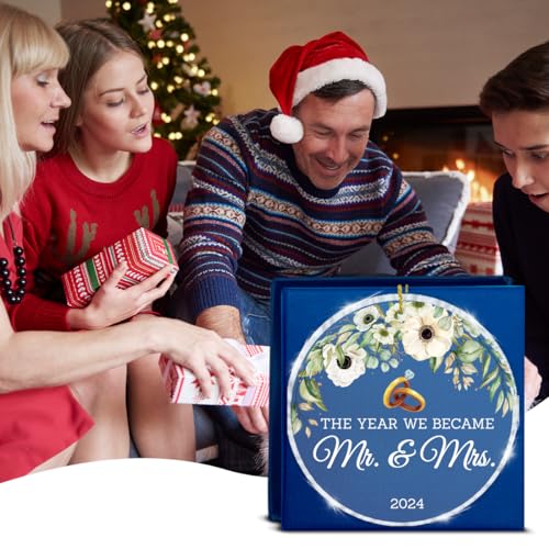 Mr and Mrs Wedding Gifts Ornament, Wedding Gifts for Couples Newlyweds, The Year We Became Mr and Mrs 2024 Acrylic Hanging Ornament