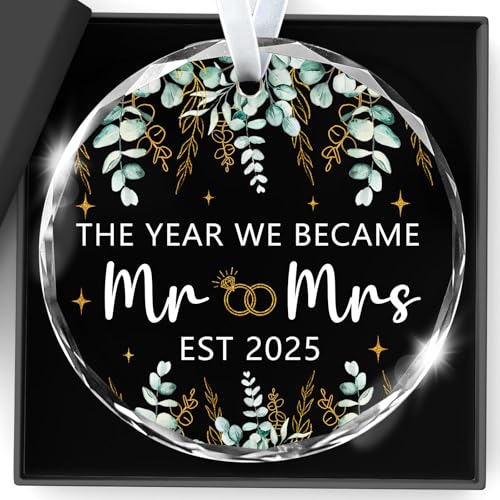 Wedding Gifts Engagement Gifts for Couples 2025 Bridal Shower Gift Mr and Mrs First Christmas Married Ornament 2025 Just Married Gift for Newlywed Couple Bride Her Women Friends(7)