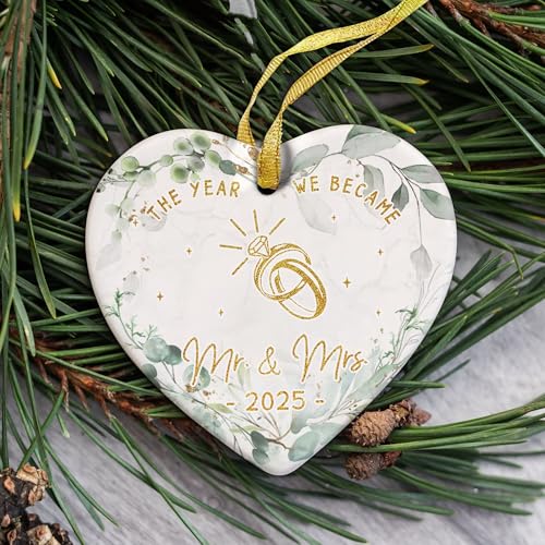 Gossby Ceramic Heart Ornament - The Year WE Became MR MRS 2025 - Wedding Gifts for Couples 2025 - Gifts for Newly Engaged Couples - Mr and Mrs Gift - Best Wedding Gift for Newlyweds, Bride, Groom