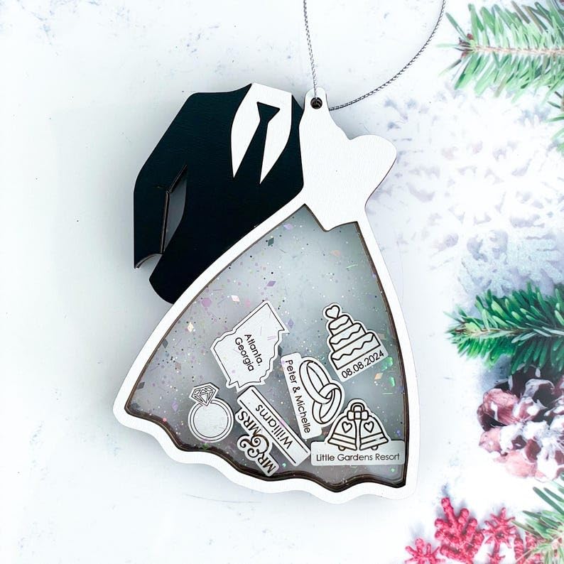 First Christmas Married Ornament 2024, First Christmas Married Ornaments Future Mr and Mrs Gifts, Wedding Gifts, 1st Just Married Bridal Shower, Wedding Ornament, Bride and Groom Shaker Ornament