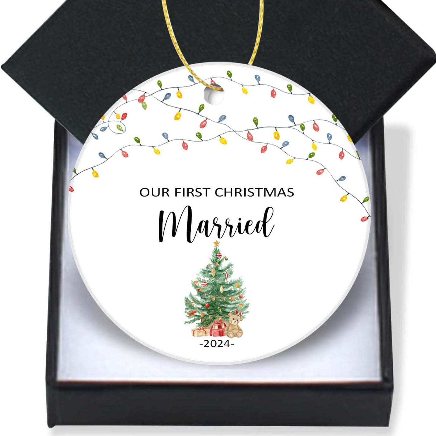 Wedding Gifts-Wedding Gifts for Couples 2024,First Christmas Married Ornament Keepsake Newlywed Keepsake Gift,Christmas Tree Decorations Hanging Ornament Flat Circle Ceramic Ornament 3In