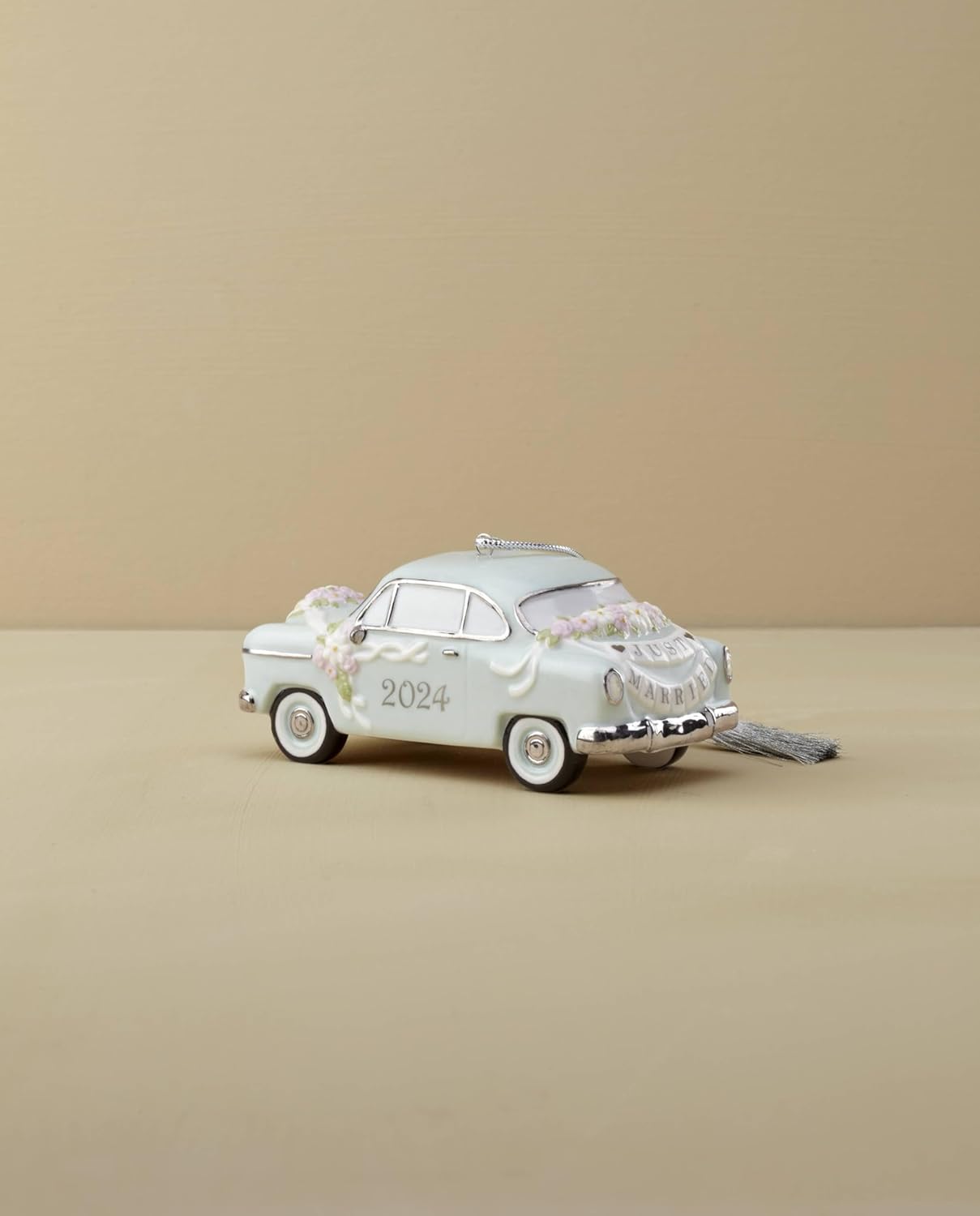 Lenox 895764 2024 Just Married Vintage Car Ornament, Christmas