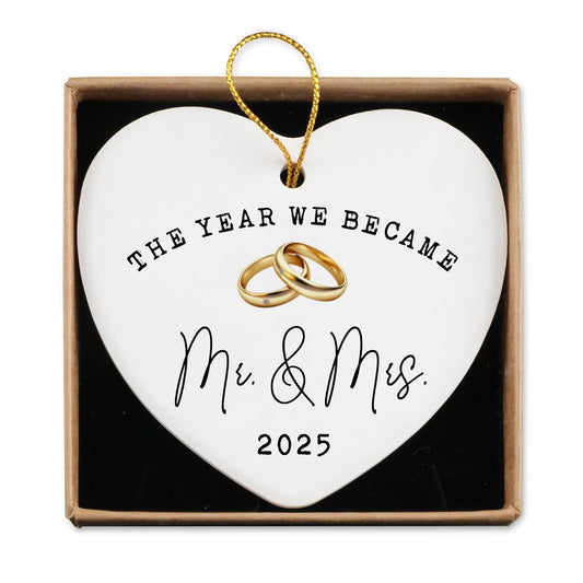 Wedding Gifts for Couples 2025 Ceramic Ornament Mr and Mrs Bridal Shower Gifts Wedding Just Married Gift for Newlywed Couple Bride Groom