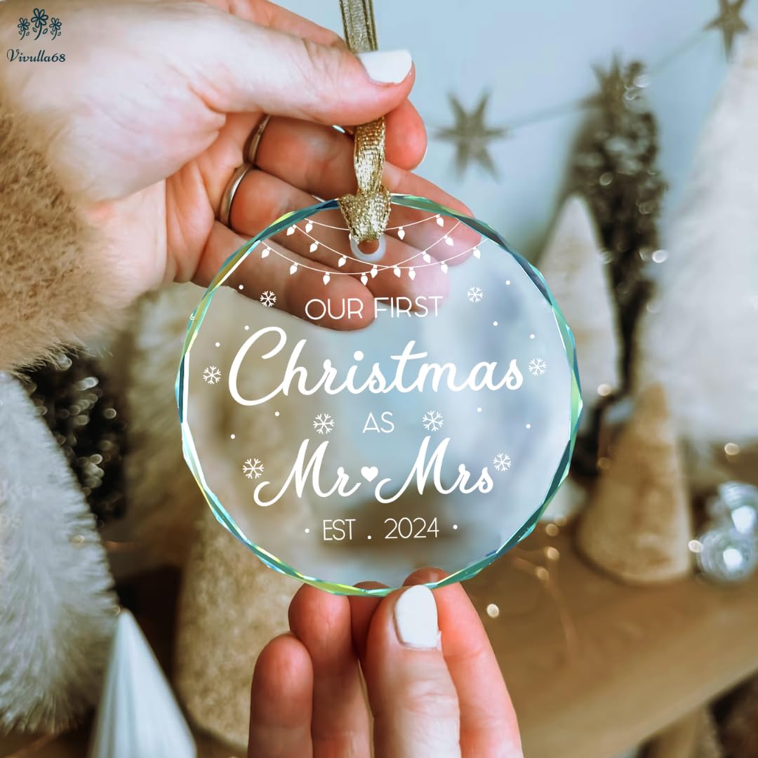 Our First Christmas As Mr and Mrs Ornament 2024 - Wedding Couple Gifts, Bridal Shower, Newlyweds Marriage Gifts, 1st Year Married, Just Engaged Keepsake Presents for Bride & Groom, Her & Him, Friends
