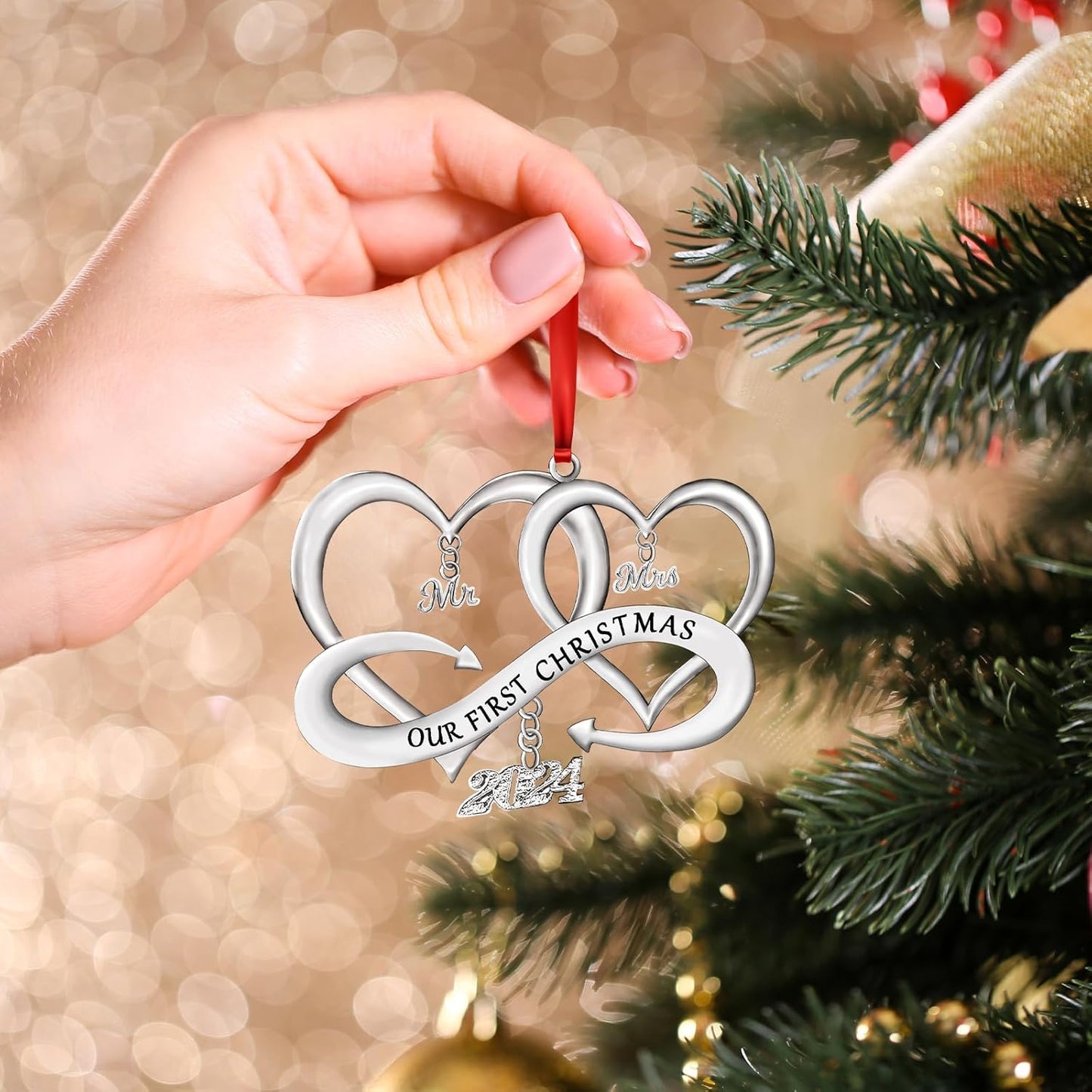 Our First Christmas as Mr & Mrs Ornament 2024 Christmas Decoration, Married 2024 Ornament 1st Year Wedding Gifts Metal with Gift Box, Bridal Shower Gift for Newlywed Couple Christmas Tree Wedding Orna