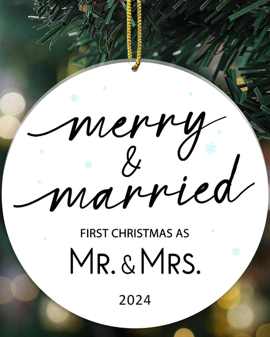 First Christmas Married Ornament 2024 - Wedding Gifts for Couples - Just Married, Mr and Mrs Gifts for Newlyweds - Bridal Shower Gift for Bride - Acrylic Ornament