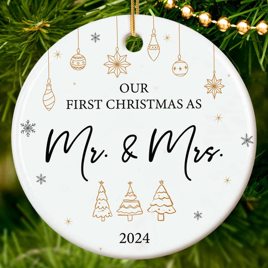HEXMOZ First Christmas As Mr & Mrs Ornament 2024 - Wedding Gifts for Couples 2024, 1st Married, Newlyweds - Bridal Shower Gifts - Christmas Decoration