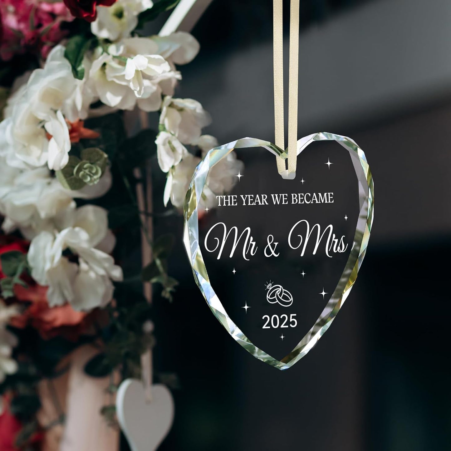 Wedding Gifts for Couples 2025, Mr and Mrs Gifts for Bride Newly Wed GIF ts for Her Just Married Ornaments 2025 Just Married Decorations Bridal Shower Ornaments