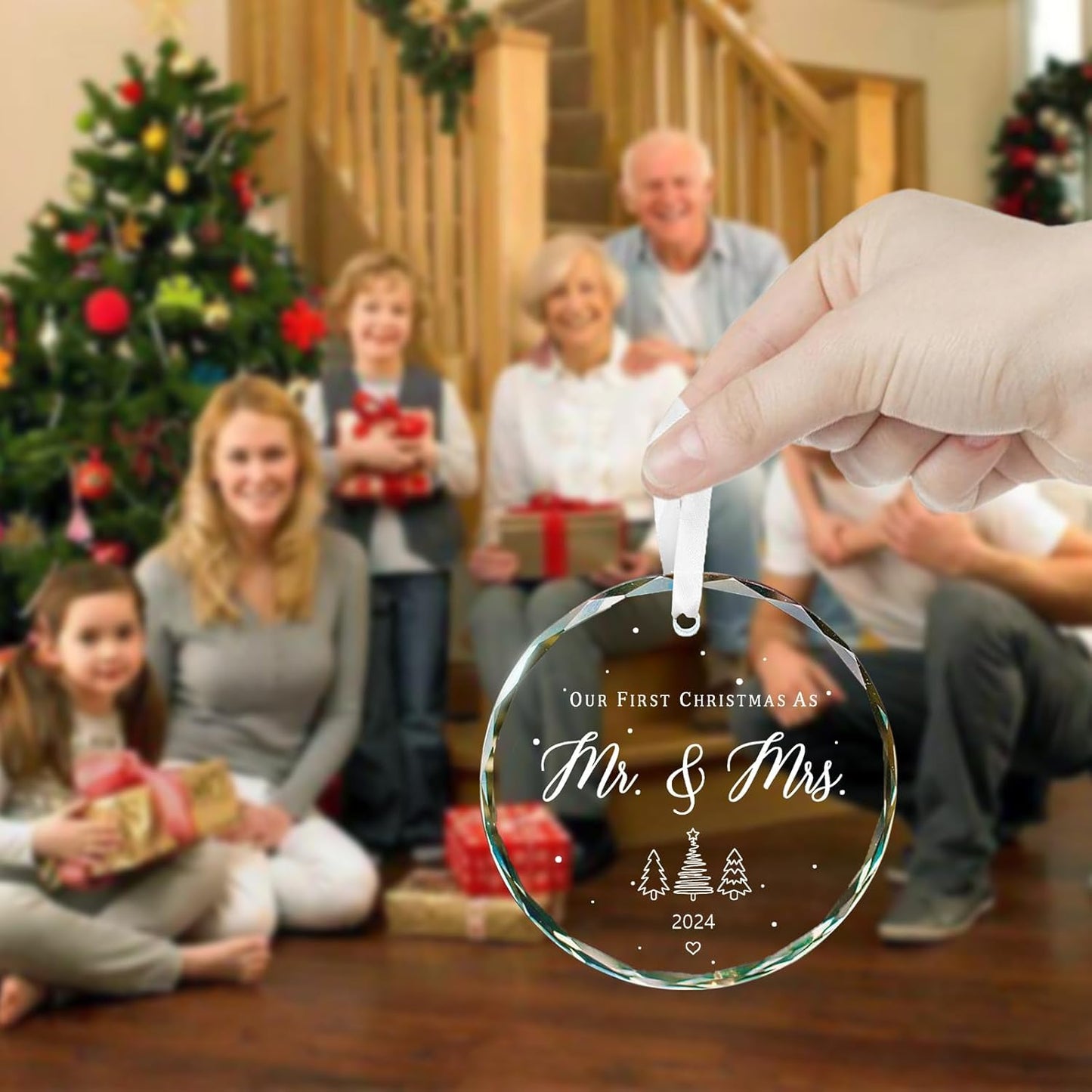 Christmas Ornament Wedding Gift 2024 for Couples - Mr and Mrs First Christmas Married Ornament, Bridal Shower, Just Married Newlywed Keepsake, Wedding Theme Glass