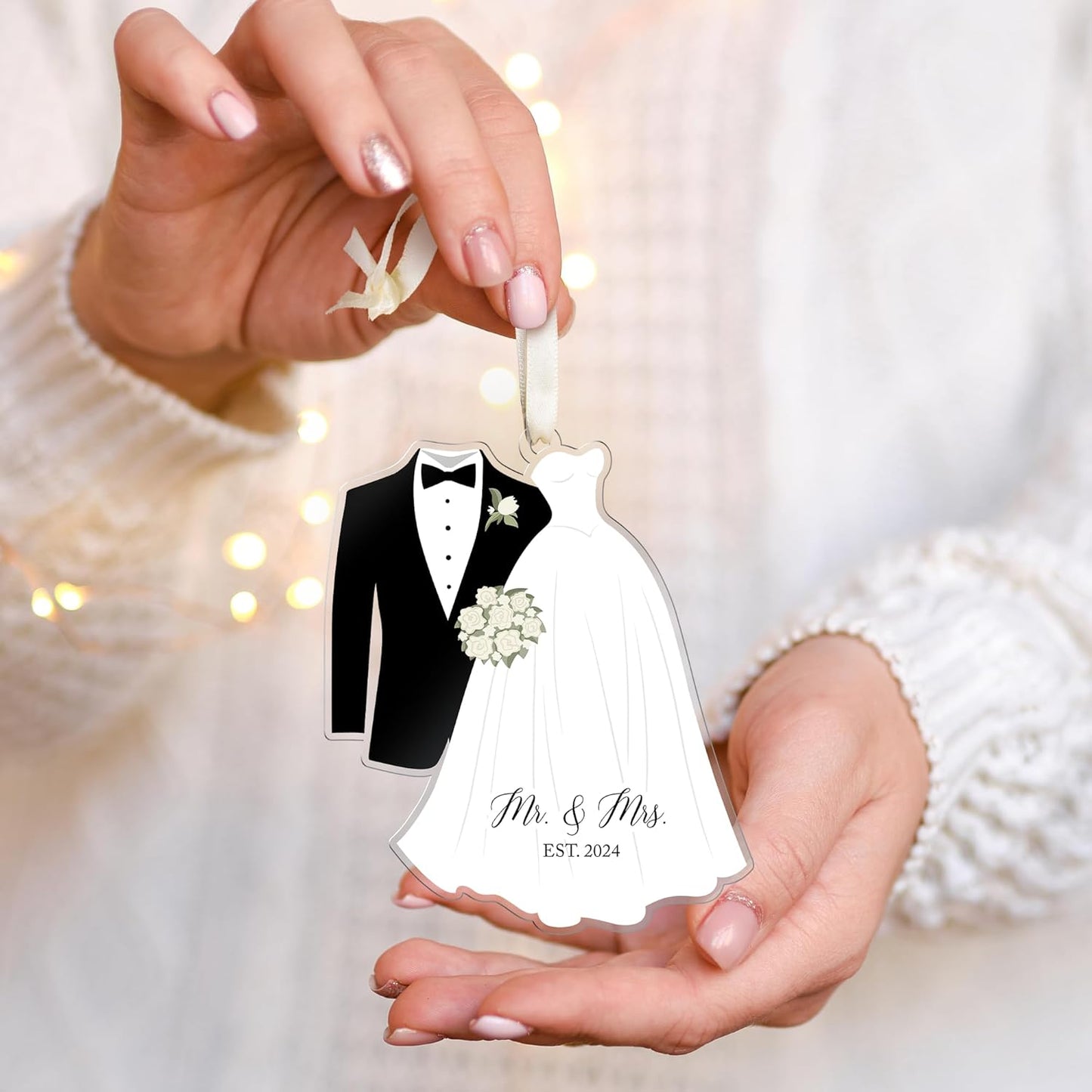 Mr and Mrs Ornament 2024 - First Christmas Married Ornament 2024 - Bride and Groom Ornaments - Bridal Shower Gifts - Acrylic Ornaments