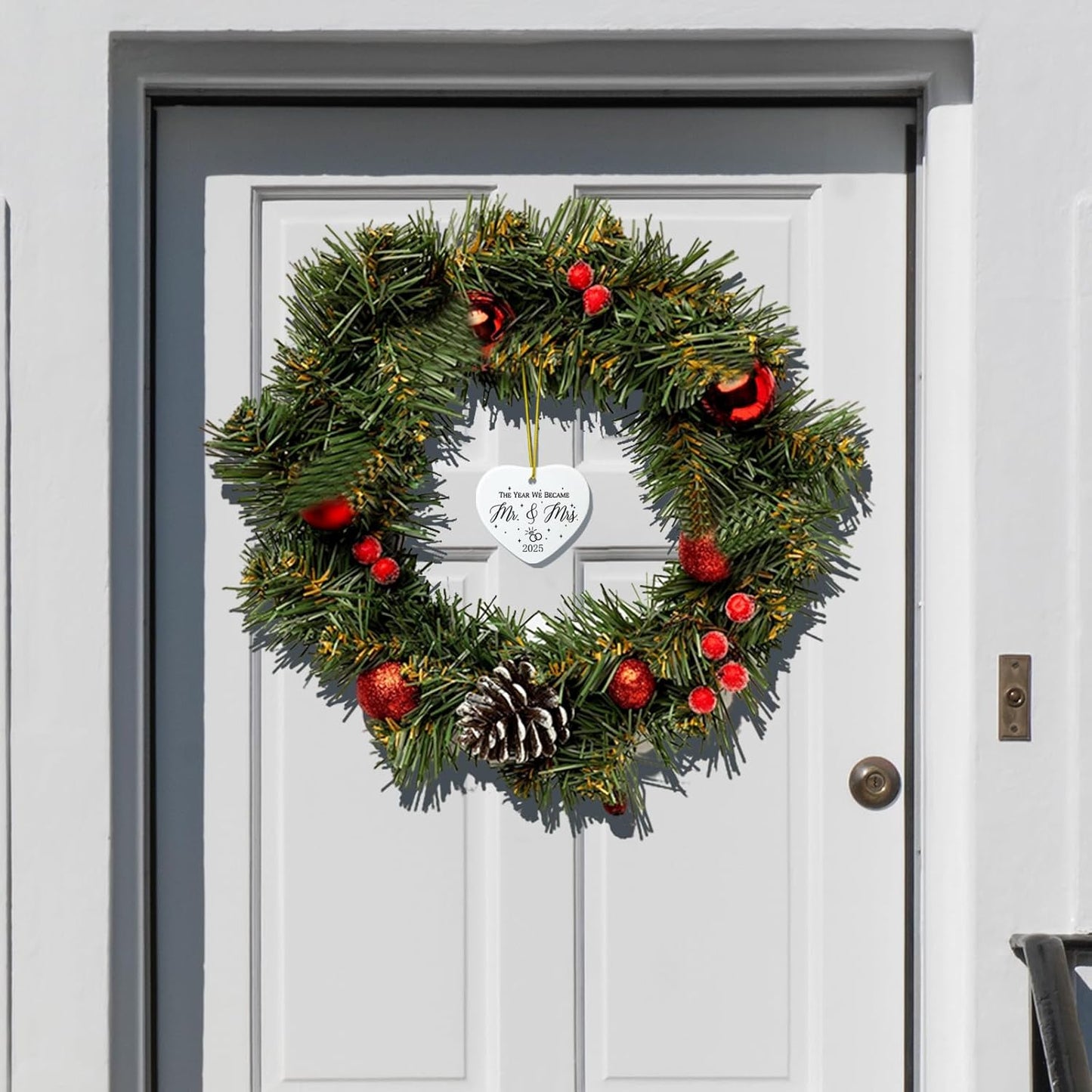 Mr and Mrs Gifts, Married Ornament Keepsake 2025, Wedding Gifts for Couples 2025, Future Mr and Mrs Gifts, Wedding Gifts for Couple Bride, Bridal Shower First Christmas Married Ornament 2025