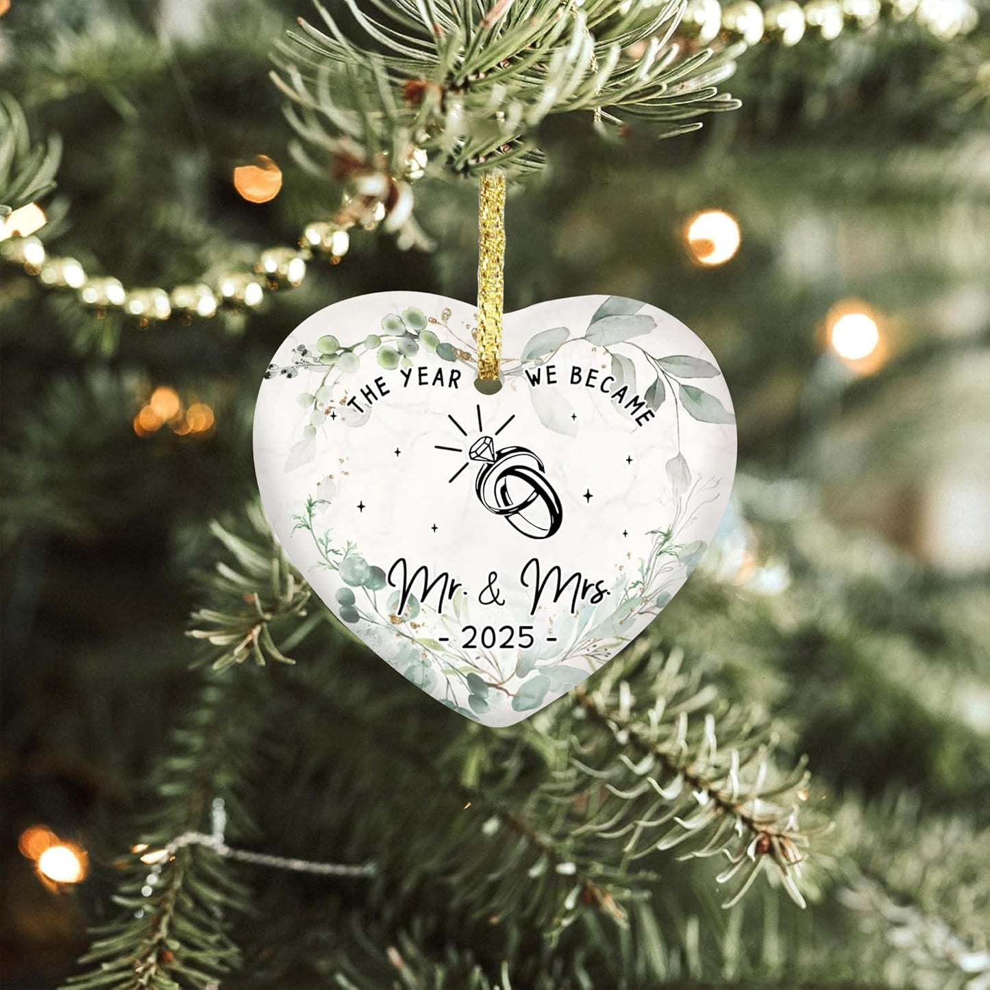 Wedding Ornament 2025 - The Year We Became Mr Mrs - Newlywed, Just Married Gift for Couple - First Christmas Wedding Gift for Newlyweds, Bride, Groom - Bridal Shower Xmas Decoration