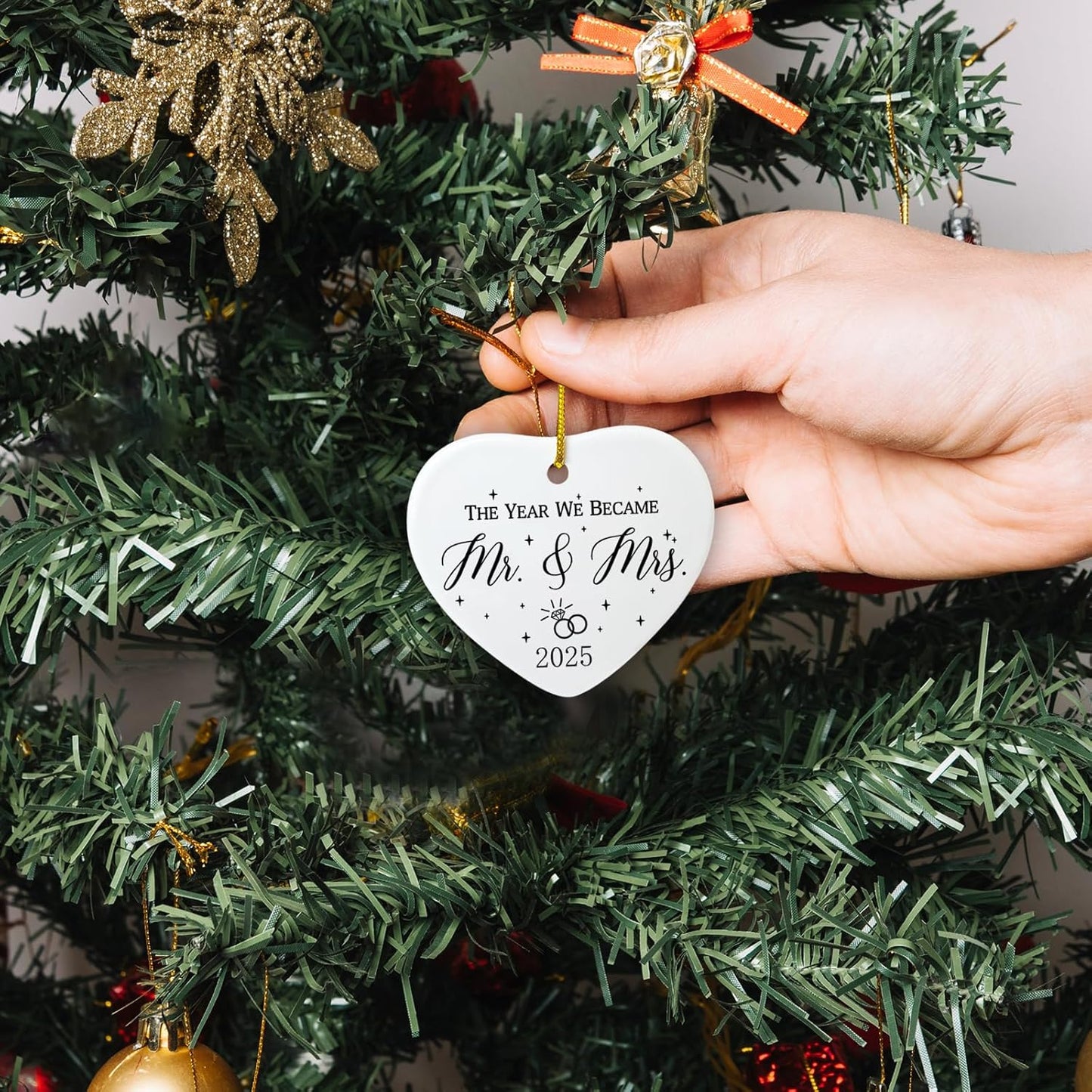 Mr and Mrs Gifts, Married Ornament Keepsake 2025, Wedding Gifts for Couples 2025, Future Mr and Mrs Gifts, Wedding Gifts for Couple Bride, Bridal Shower First Christmas Married Ornament 2025