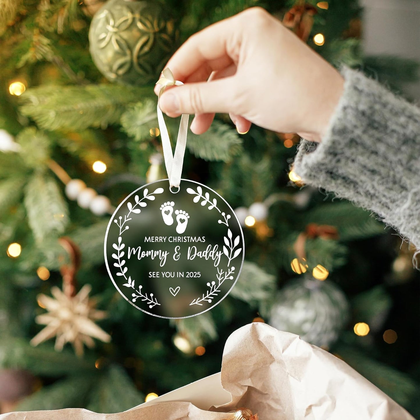 Acrylic Baby Pregnancy Announcement Ornament - Unique Gift for Expecting Parents - Family, Husband - 2025