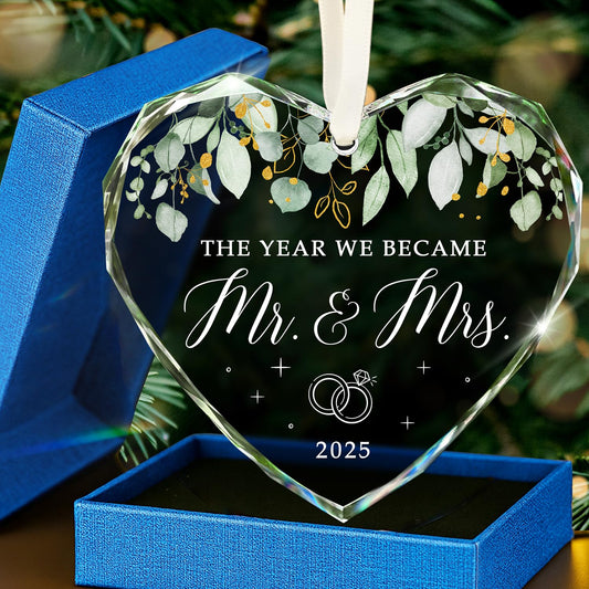 Wedding Gifts for Couples 2025 - Mr and Mrs Gifts - Wedding Gift Ideas for Newly Wed Couple, Bride, Bridal Shower, Future Mr & Mrs - Just Married Glass Ornament 2025, 1st Married Decorations