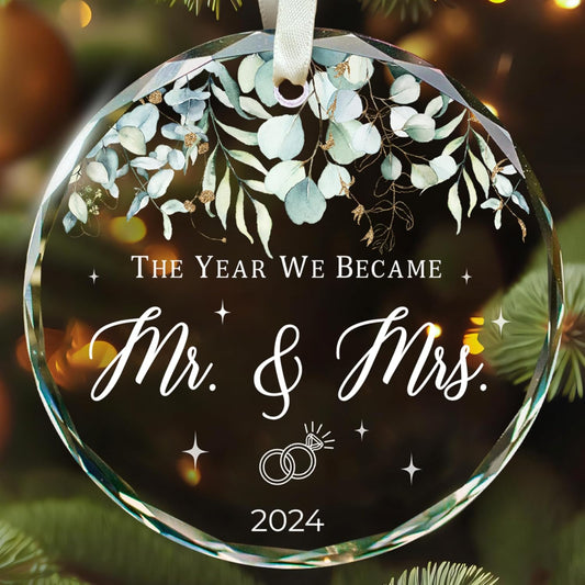 Wedding Gifts - Wedding Gifts for Couples 2024 - Married Couple Gift Ideas, Bridal Shower Gift Ideas - 1st Glass First Christmas Married Ornament 2024