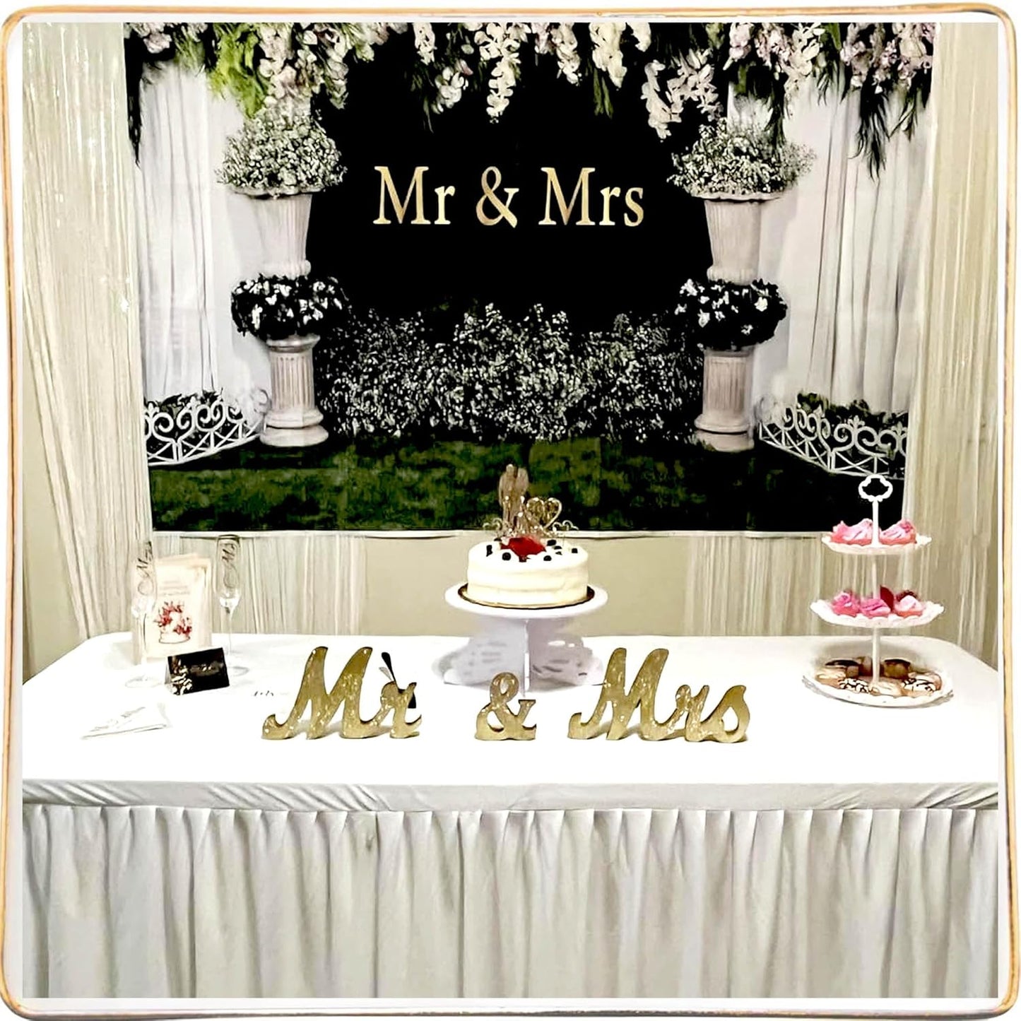 Mr and Mrs Tabletop Wedding Decoration - Wooden Freestanding Letters for Photo Props - Golden Glitter Decor Gift for Bridal Shower Anniversary Party