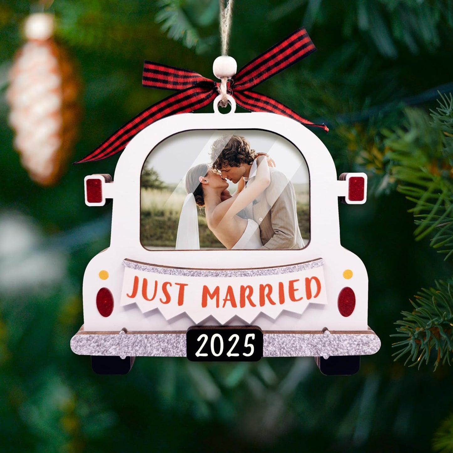Just Married Ornament 2025 Picture Frame, Large Size With Plastic Cover - Wedding Christmas Ornament 2025 - Mr And Mrs Wedding Gifts For Newlywed Couple - Wedding Shower Gifts, Bridal Shower Gift